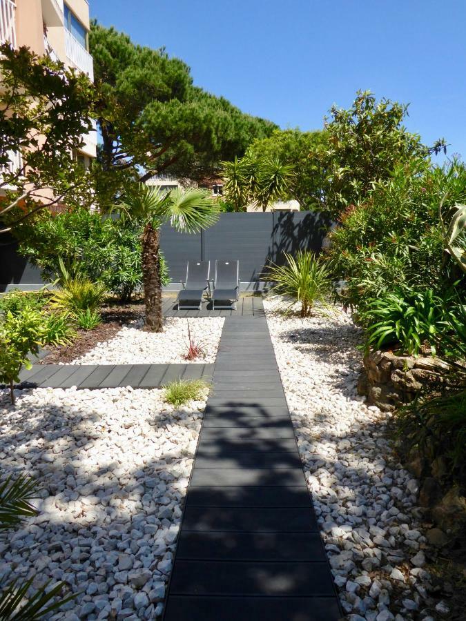 Les Enganes Apartment Frejus Bagian luar foto
