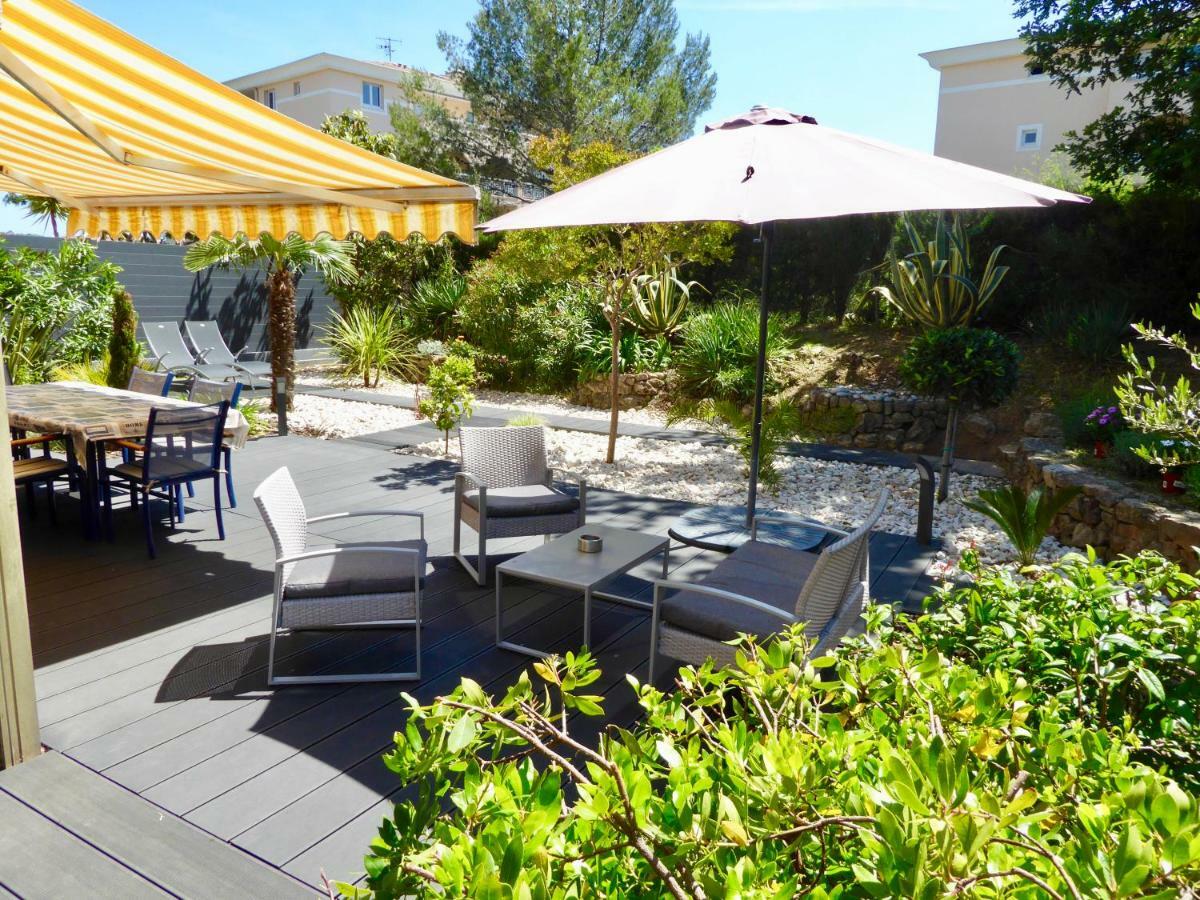 Les Enganes Apartment Frejus Bagian luar foto