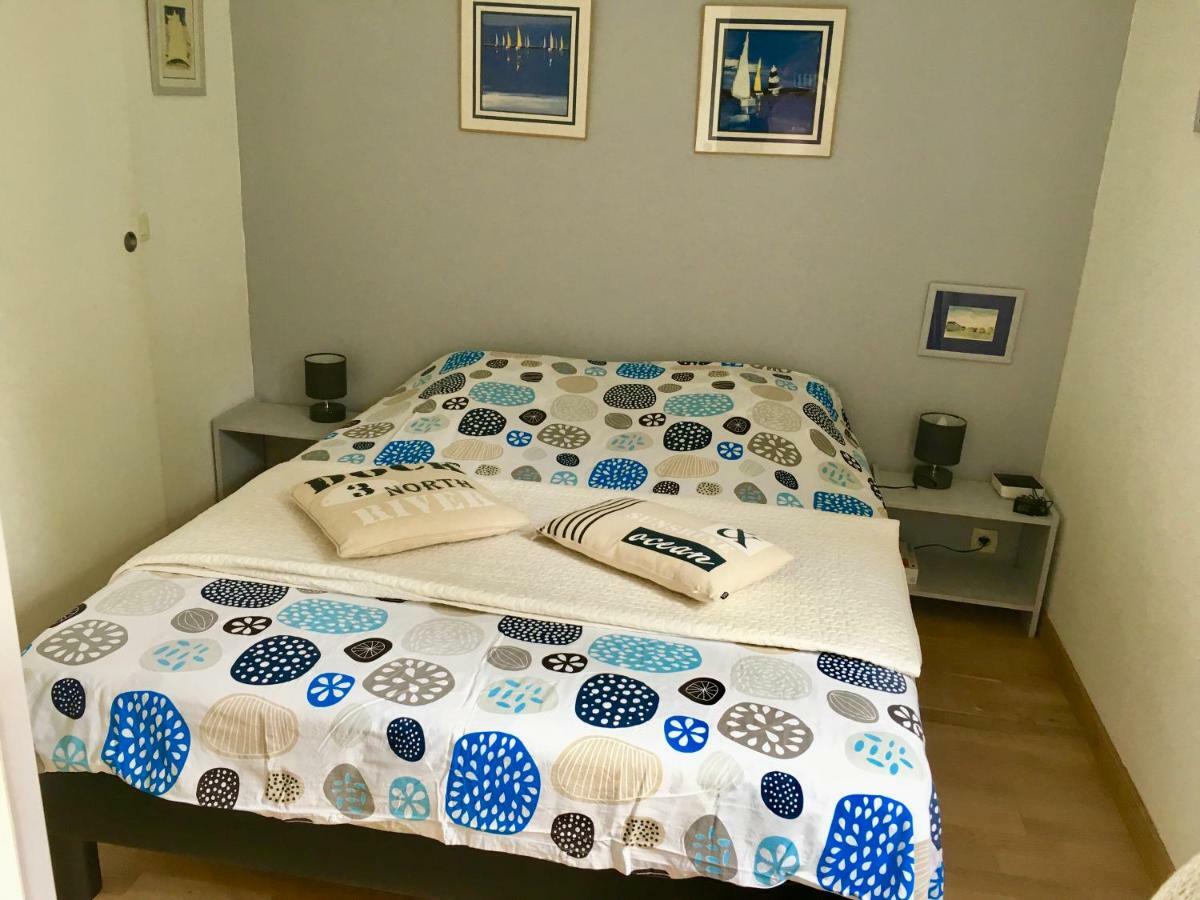 Les Enganes Apartment Frejus Bagian luar foto